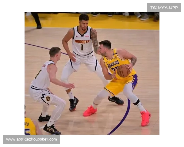 东契奇首节独得20分，湖人主场气氛火热